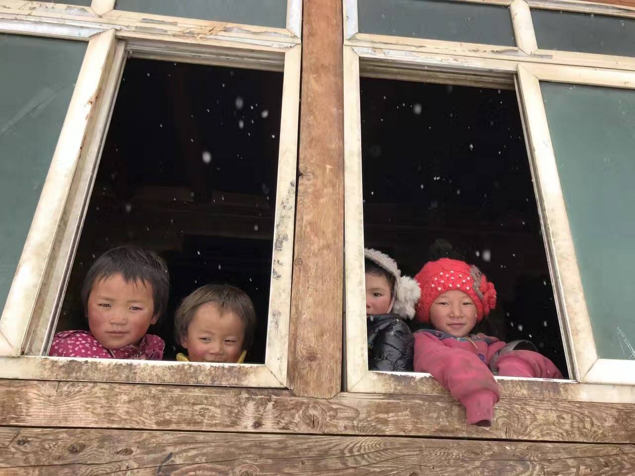 合肥兴辉高技能人才培训有限公司公益回顾丨家国同欢月同圆 温暖满载甘孜州(图9)
