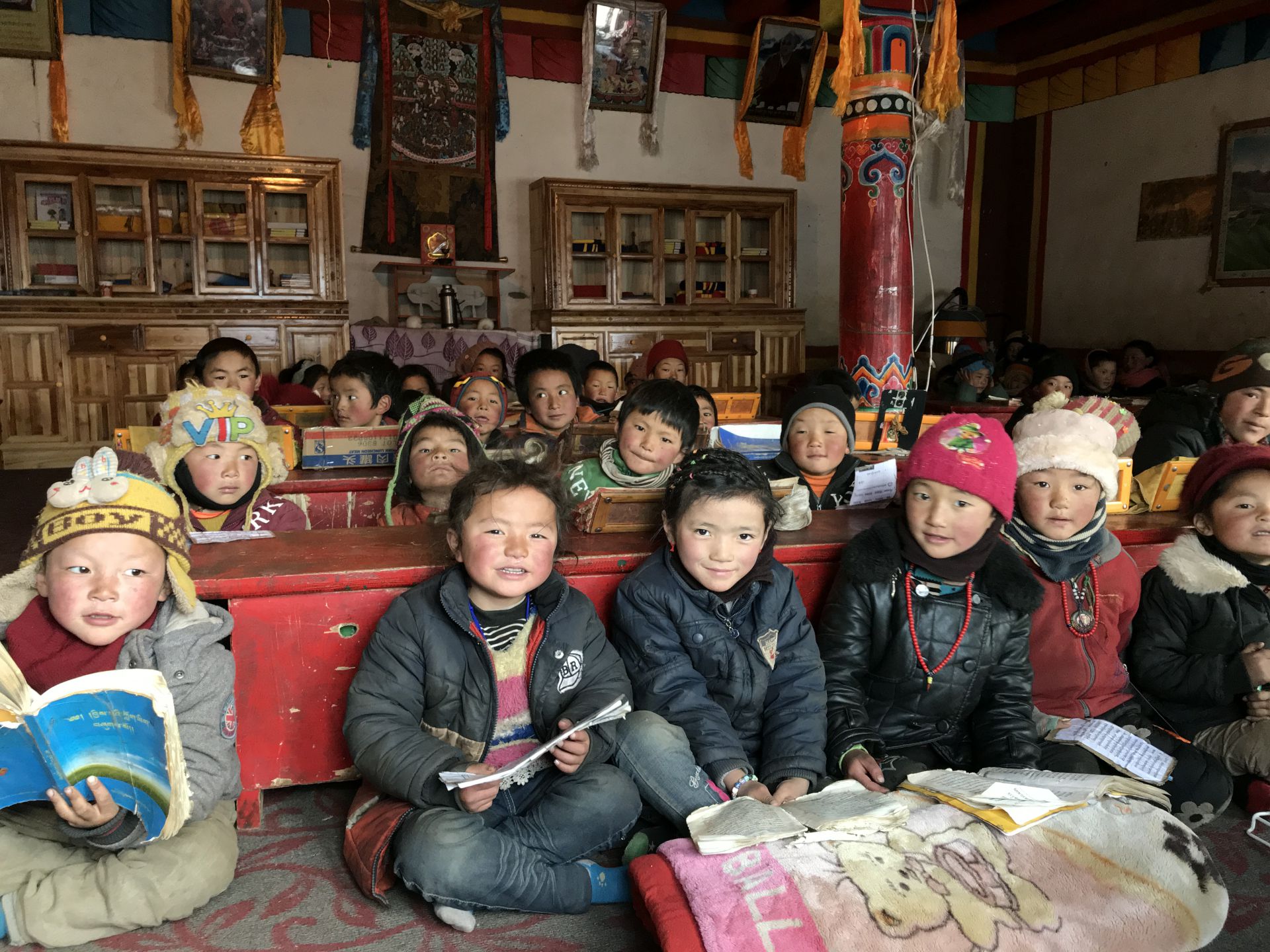 合肥兴辉高技能人才培训有限公司公益回顾丨家国同欢月同圆 温暖满载甘孜州(图11)